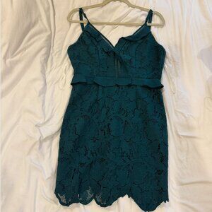 NWT Minvet Emerald Lace Mini Dress